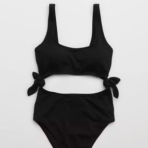 Aerie PIQUE TIE CUT OUT ONE PIECE- size s, worn 1x